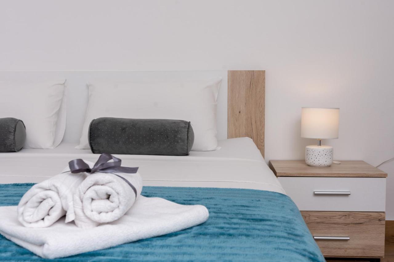 Blue Mile Apartman Split Exteriör bild