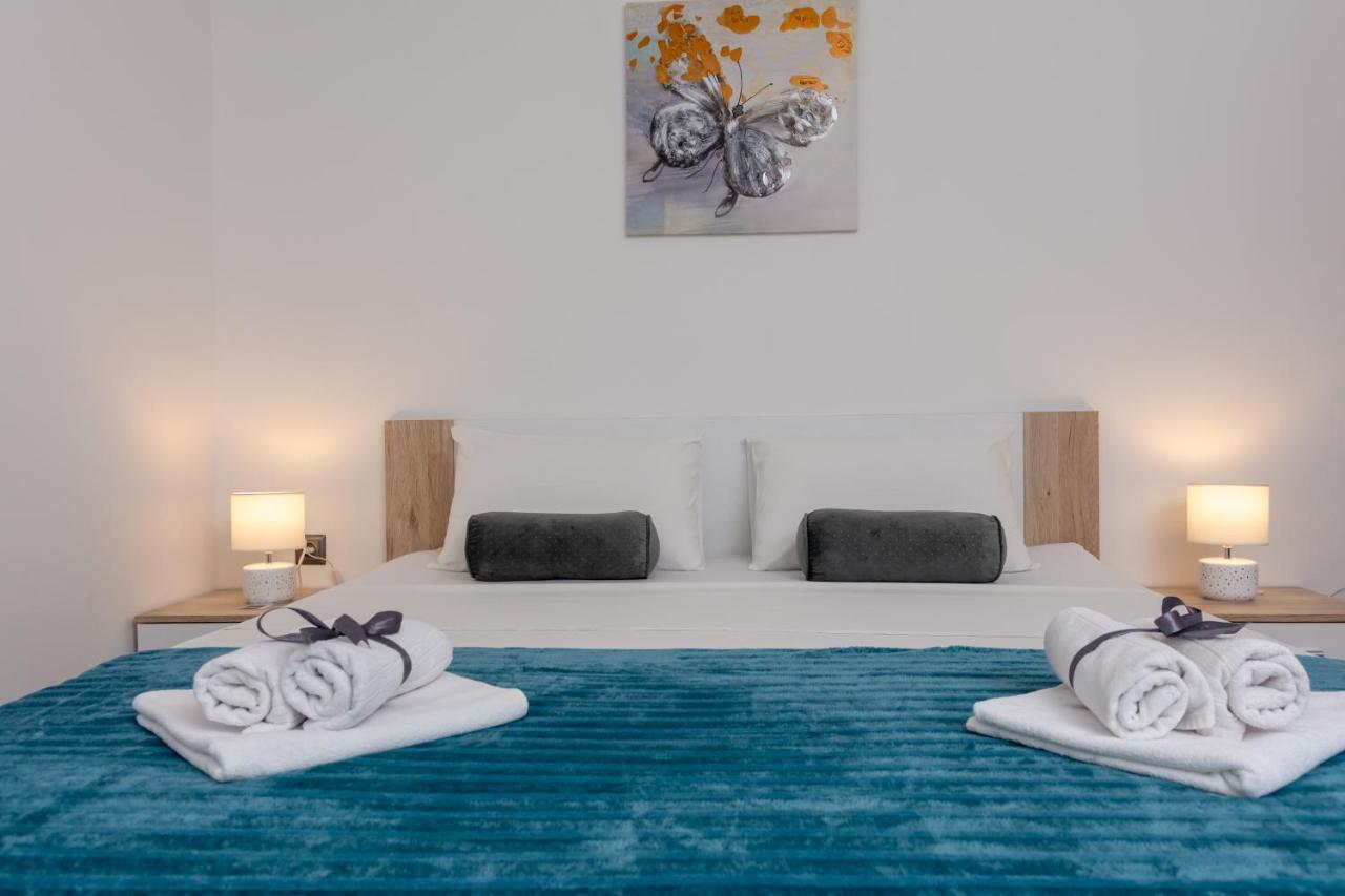 Blue Mile Apartman Split Exteriör bild